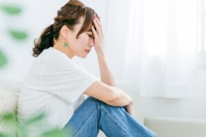 顔の脂肪吸引で後悔する理由は？失敗例・後悔しないクリニックの選び方を医師が解説