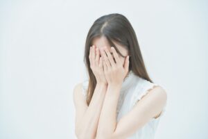 豊胸の脂肪注入で後悔する理由｜失敗しないための選び方を医師が解説