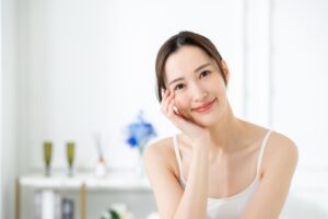 顔の脂肪吸引の名医を見極める7つの基準｜クリニックを選ぶ際のチェックリストも紹介