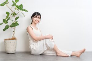 太もも脂肪吸引で取れる量は何cc？部位別の目安と安全な上限・取りすぎのリスクを解説