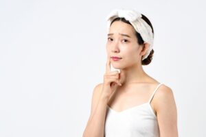 顔の脂肪吸引はやめた方がいい？後悔しやすい人の特徴とセルフチェックを解説